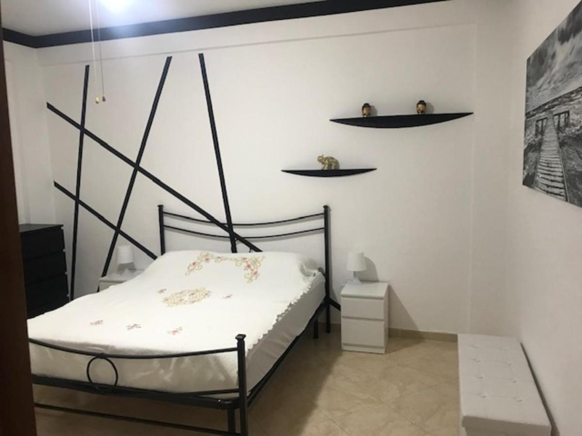 Appartamento 60 Mq A 800 Mt Dalla Spiaggia 卡帕奇 外观 照片